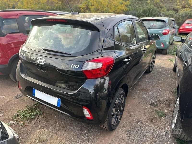 Nuova Hyundai i10 63 CV (46 kW) 2025 Nero Utilitaria