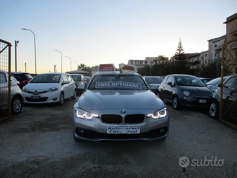 Usata BMW 318 Advantage 150 CV (110 kW) 2018 Grigio Station wagon