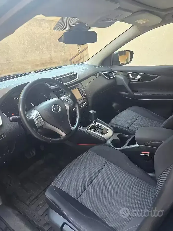 Usata Nissan Qashqai 131 CV (96 kW) 2020 Nero SUV
