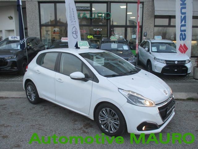 Usata Peugeot 208 Active 2016 Bianco Utilitaria
