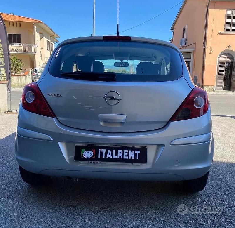 Usata Opel Corsa Enjoy 59 CV (43 kW) 2009 Grigio Berlina