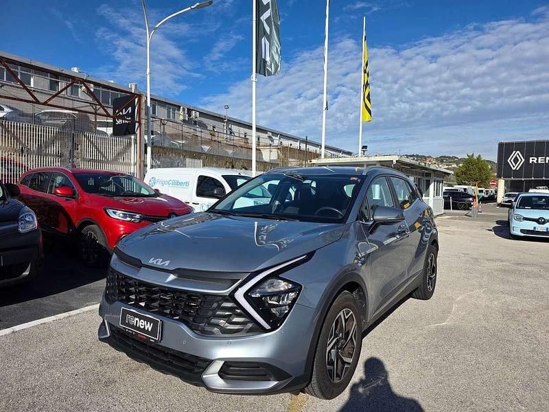 Argento Usata 2024 Kia Sportage SUV | 29.000 € (Buon prezzo) - Immagine 1/4