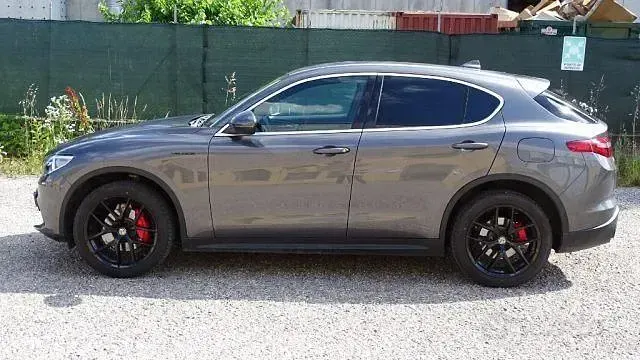 Usata Alfa Romeo Stelvio Veloce 280 CV (205 kW) 2019 Grigio scuro SUV