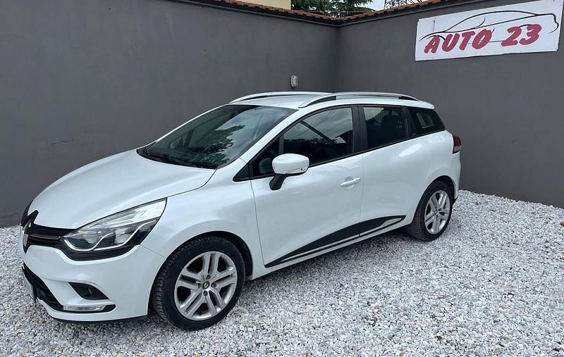 Bianco Usata 2019 Renault Clio GrandTour Zen Station wagon | 7499 € (Buon prezzo) - Immagine 1/4