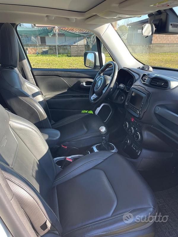 Usata Jeep Renegade Limited 140 CV (102 kW) 2015 Bianco SUV