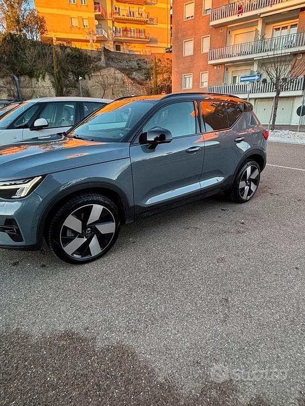 Usata Volvo XC40 Ultimate 169 kW (231 CV) 2022 Grigio SUV