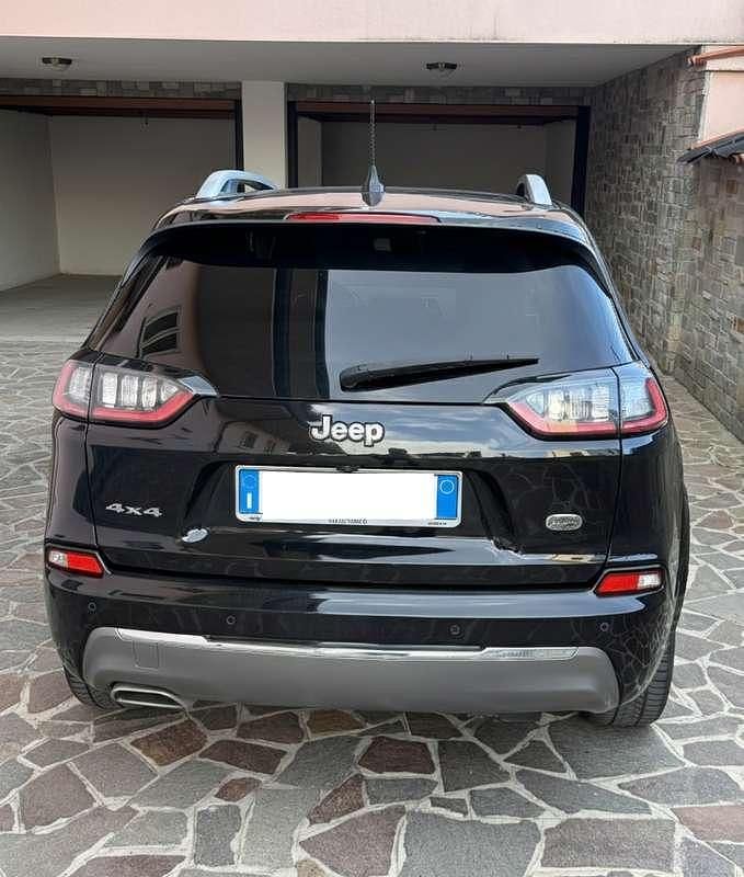 Usata Jeep Cherokee Overland 194 CV (142 kW) 2018 Nero SUV