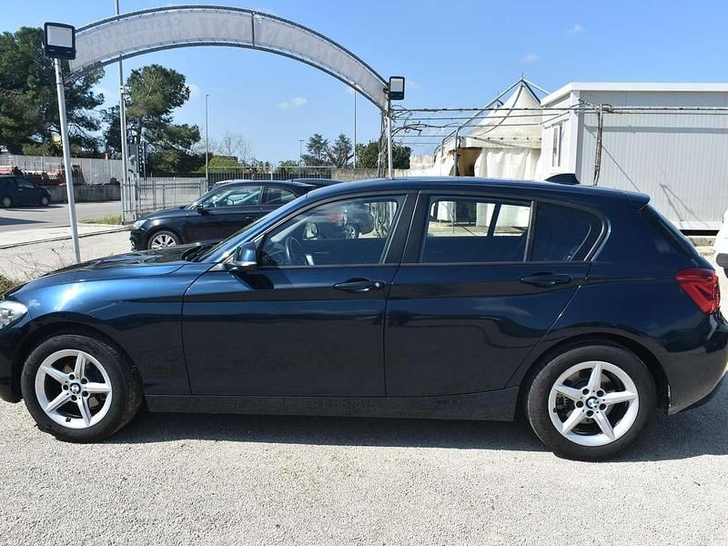 Gebraucht BMW 118 Advantage 150 PS (110 kW) 2017 Blau Kleinwagen