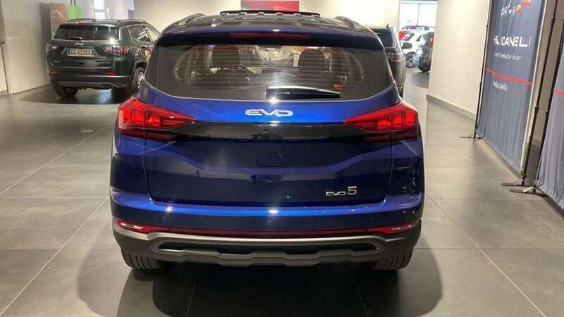 Usata EVO Evo 5 93 kW (127 CV) 2023 Blu SUV