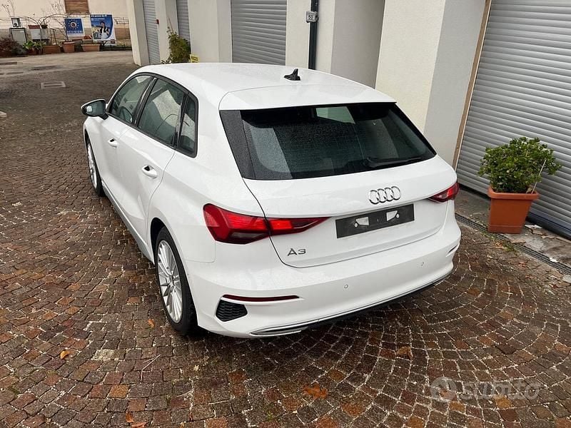 Usata Audi A3 Business 150 CV (110 kW) 2023 Bianco Berlina