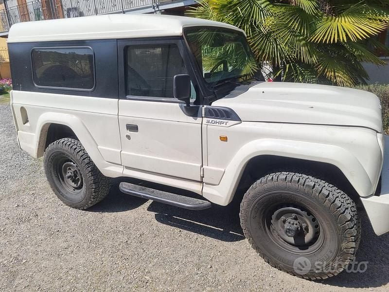 Usata Iveco Massif 177 CV (130 kW) 2010 Bianco SUV