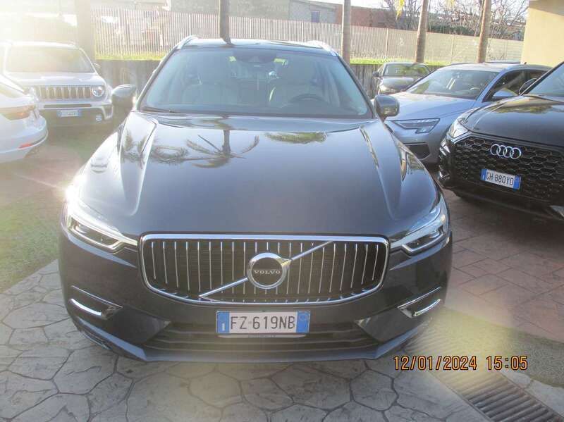 Blu/azzurro Usata 2019 Volvo XC60 Inscription SUV | 29.600 € (Buon prezzo) - Immagine 1/4