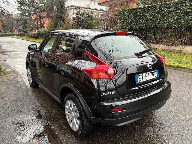 Usata Nissan Juke Acenta 117 CV (86 kW) 2015 Nero SUV