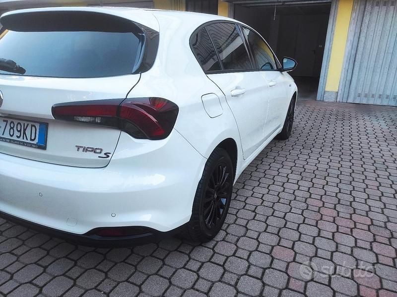 Usata Fiat Tipo S 120 CV (88 kW) 2017 Bianco Berlina