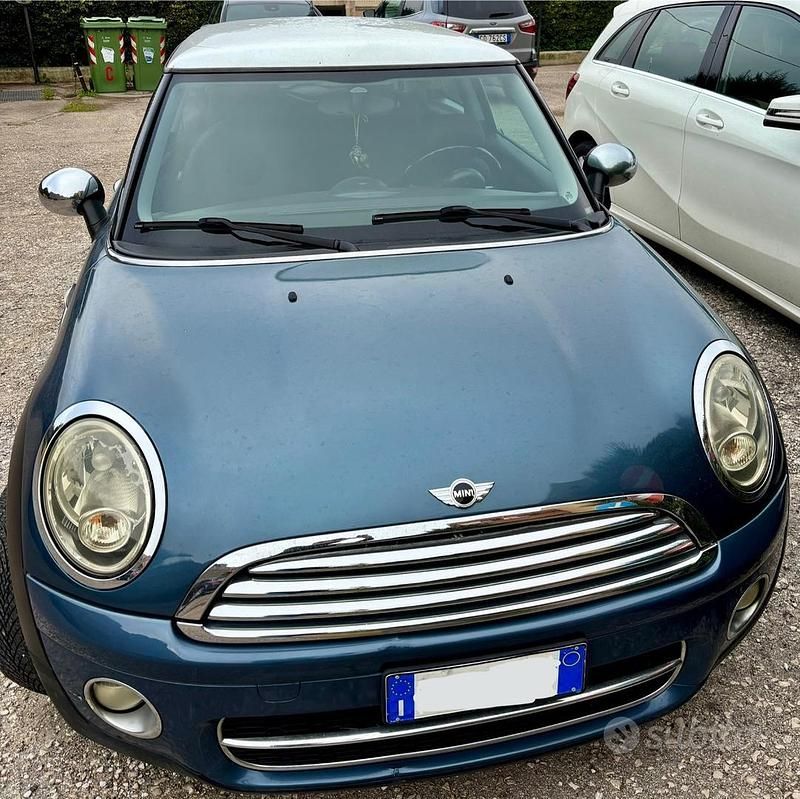 Usata Mini Cooper D 116 CV (85 kW) 2011 Blu Utilitaria