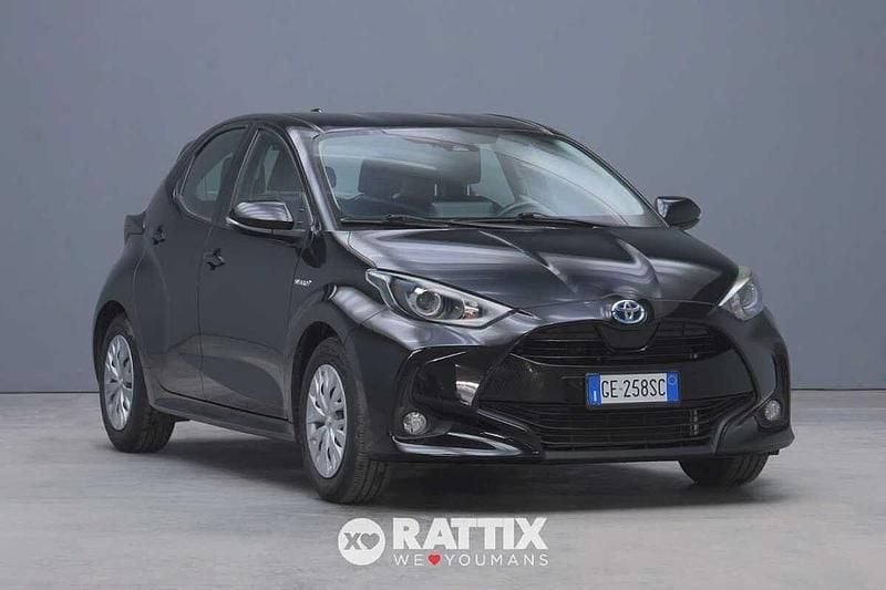 Usata Toyota Yaris Hybrid Business Edition 92 CV (67 kW) 2021 Utilitaria
