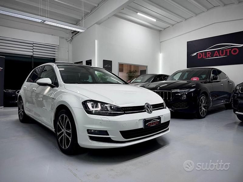 Bianco Usata 2015 VW Golf VII Highline Tre volumi | 14.900 € (Cara) - Immagine 1/4