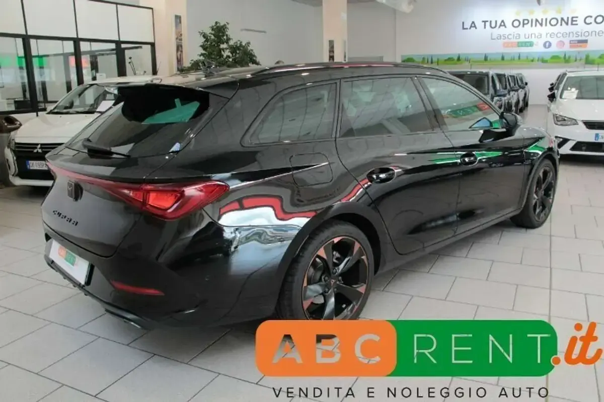 Usata Cupra Leon 150 CV (110 kW) 2025 Nero Station wagon