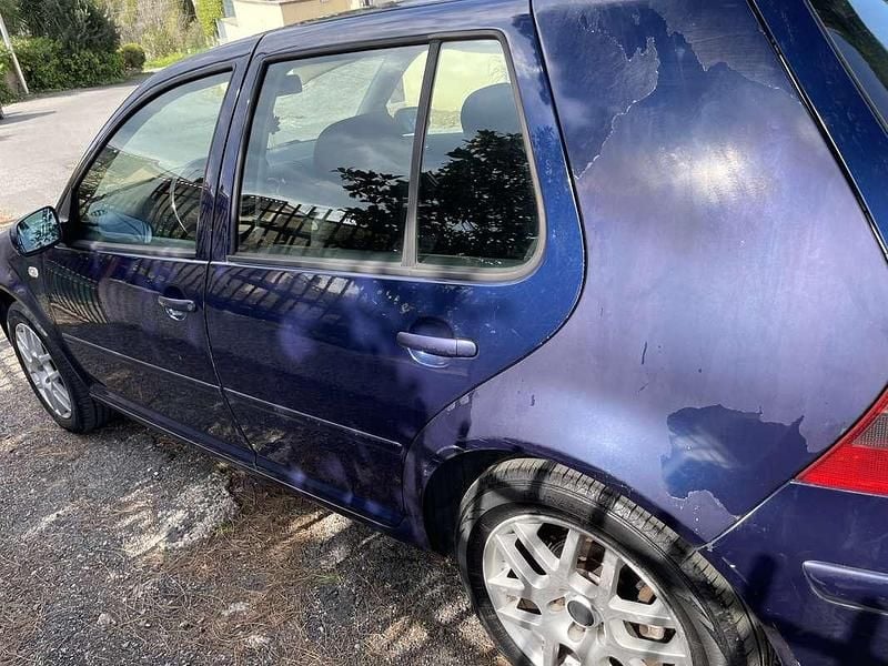 Usata VW Golf IV 131 CV (96 kW) 2004 Berlina