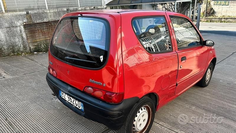 Usata Fiat Seicento 54 CV (39 kW) 2002 Rosso Utilitaria