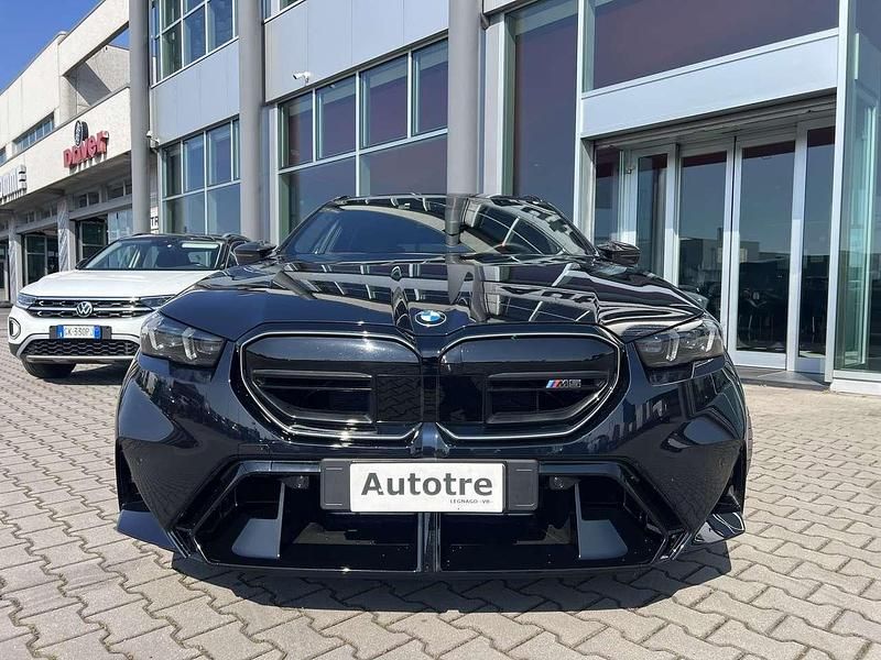 Usata BMW M5 727 CV (534 kW) 2025 Nero Station wagon