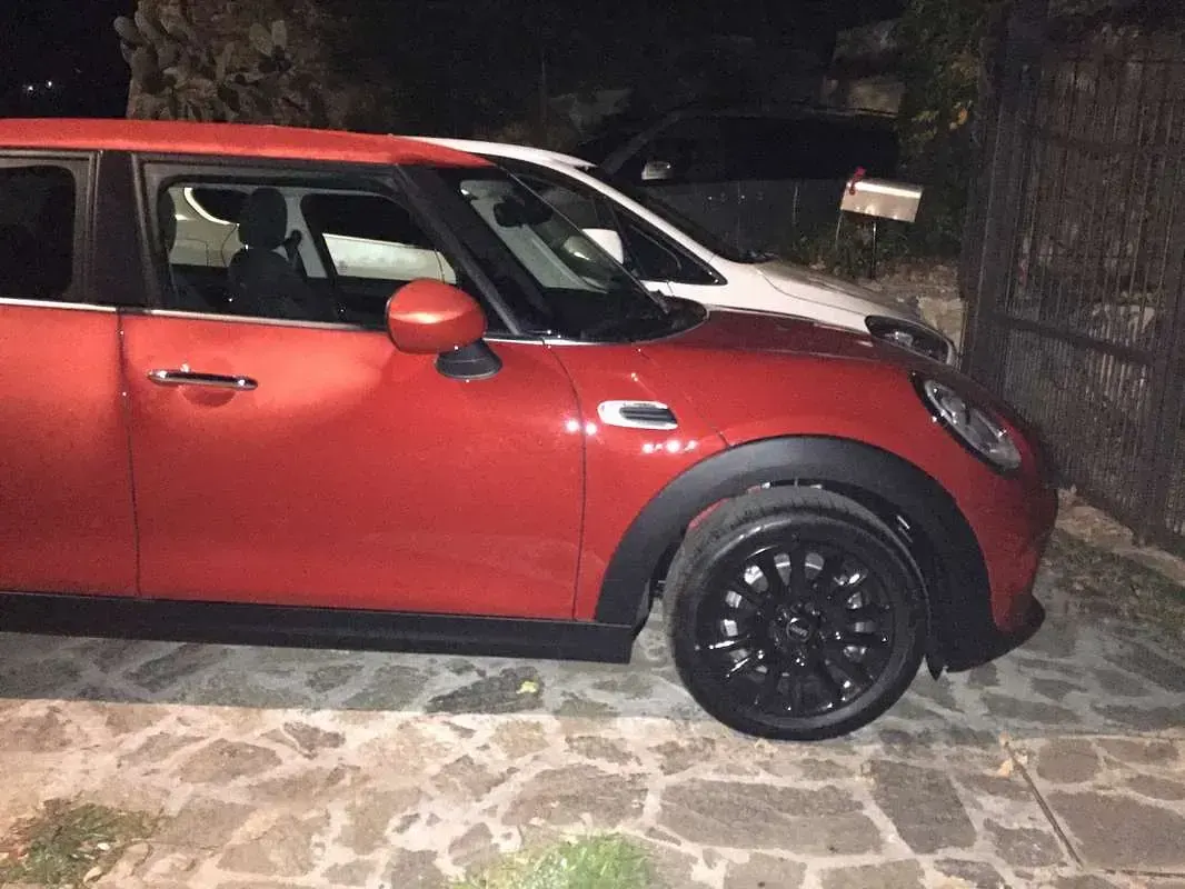 Usata Mini One D Business 95 CV (69 kW) 2015 Rosso Utilitaria