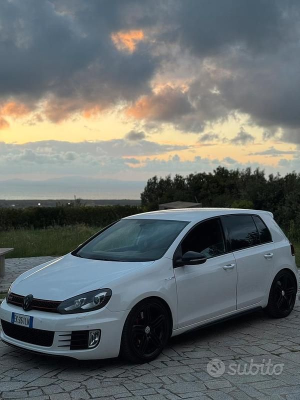 Bianco Usata 2011 VW Golf VI GTI Due volumi | 11.900 € (Buon prezzo) - Immagine 1/4