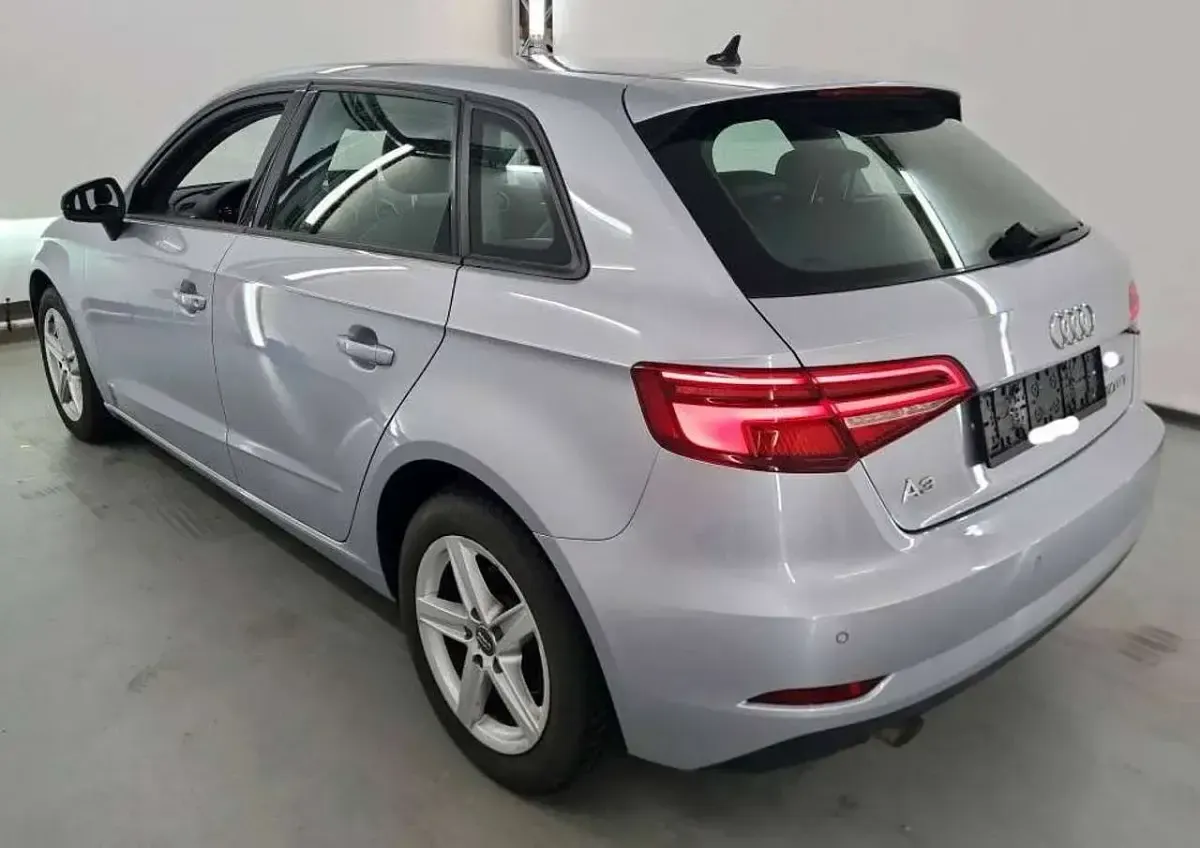 Usata Audi A3 Ambiente 116 CV (85 kW) 2019 Metallizzato Berlina