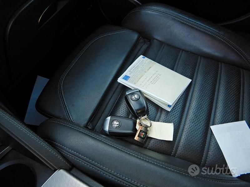 Usata Alfa Romeo Stelvio 280 CV (205 kW) 2017 Grigio SUV