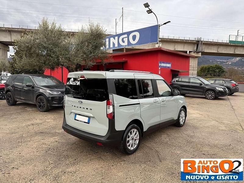Usata Ford Tourneo Courier 124 CV (91 kW) 2024 Grigio Monovolume
