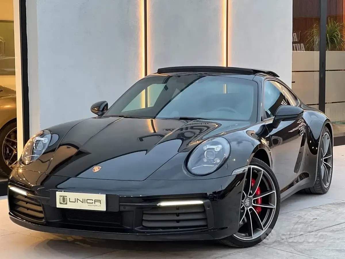 Usata Porsche 911 Carrera 4S 450 CV (330 kW) 2022 Nero Coupé