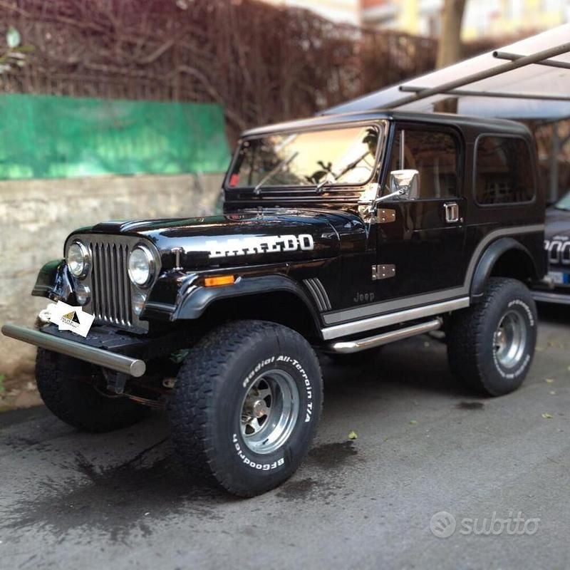 Usata Jeep CJ Laredo 150 CV (110 kW) 1980 Nero SUV