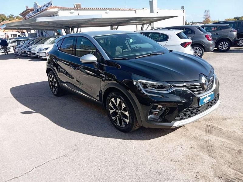 Usata Renault Captur Techno 101 CV (74 kW) 2023 Nero SUV