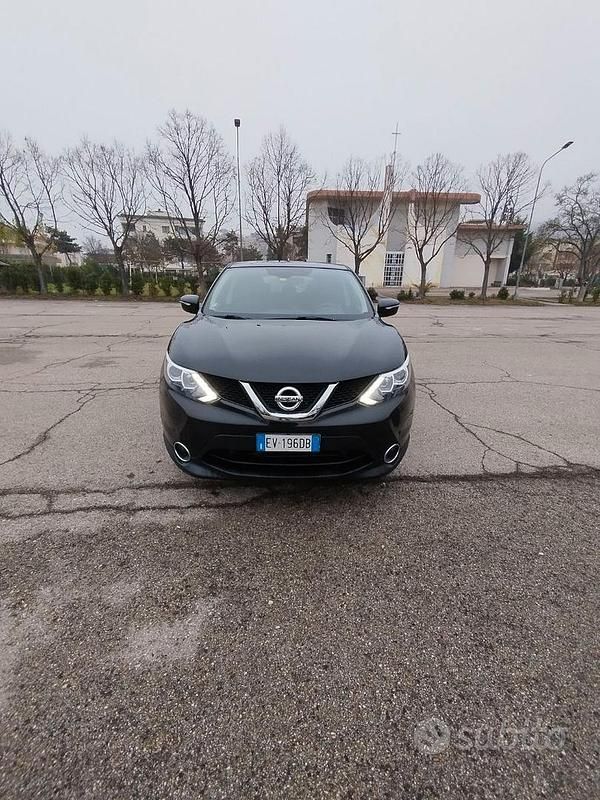 Usata Nissan Qashqai Acenta 117 CV (86 kW) 2014 Nero SUV