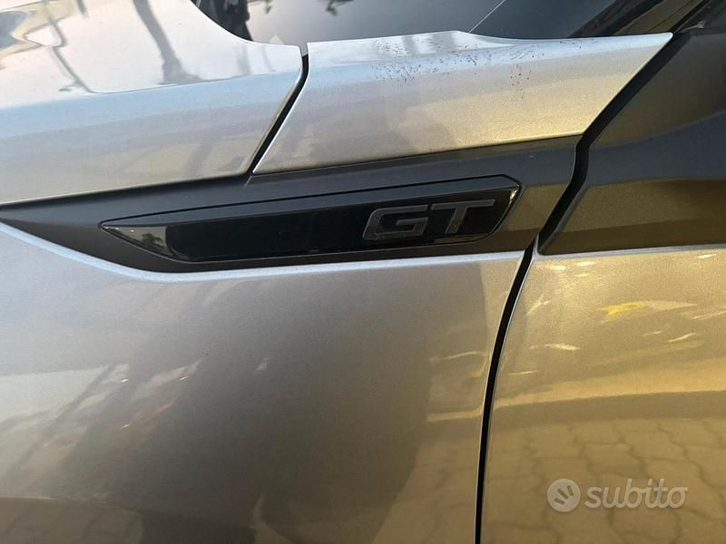 Usata Peugeot 2008 GT 131 CV (96 kW) 2024 Grigio SUV