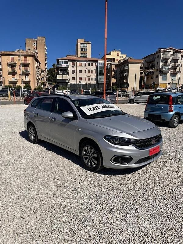 Usata Fiat Tipo S 120 CV (88 kW) 2018 Argento Station wagon