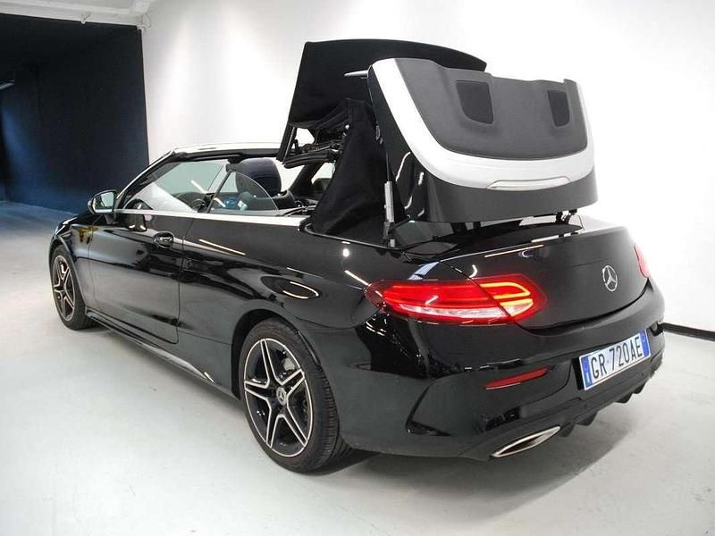 Begagnad Mercedes C180 AMG 156 HK (114 kW) 2020 Svart Cab