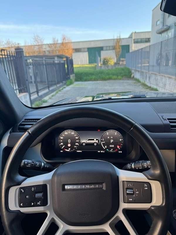 Usata Land Rover Defender SE 200 CV (147 kW) 2023 Nero SUV