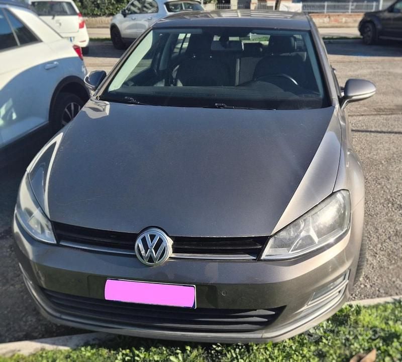 Usata VW Golf VII Highline 105 CV (77 kW) 2014 Grigio Berlina