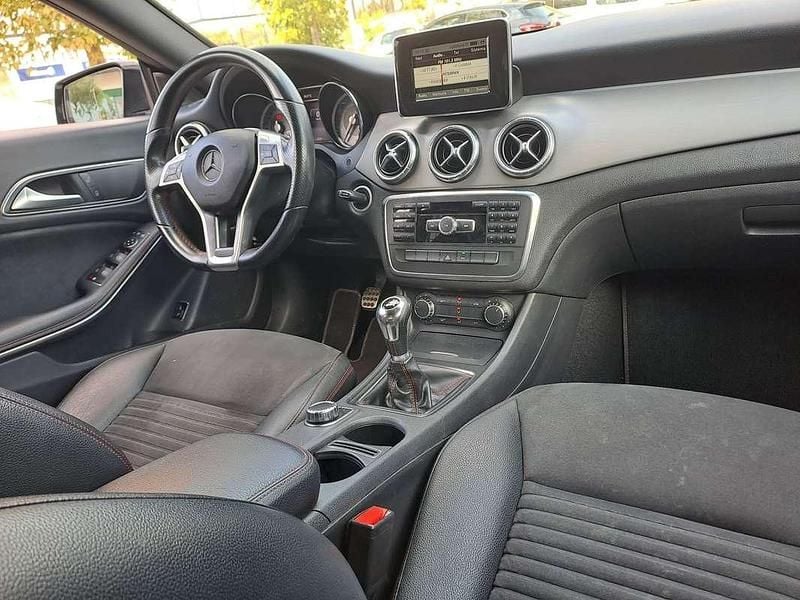 Usata Mercedes CLA200 136 CV (100 kW) 2014 Berlina