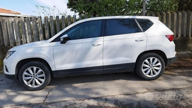 Usata Seat Ateca 116 CV (85 kW) 2016 Bianco SUV