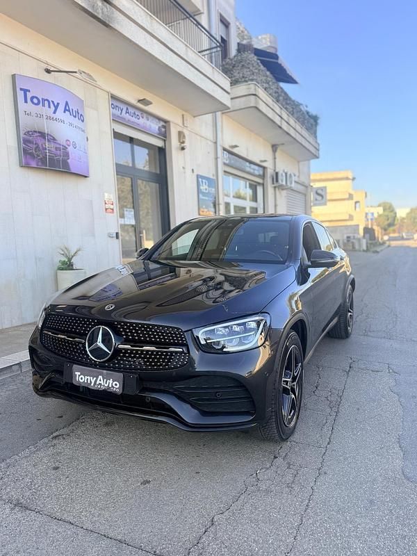 Usata Mercedes GLC300 Premium Plus 245 CV (180 kW) 2021 Grigio Coupé