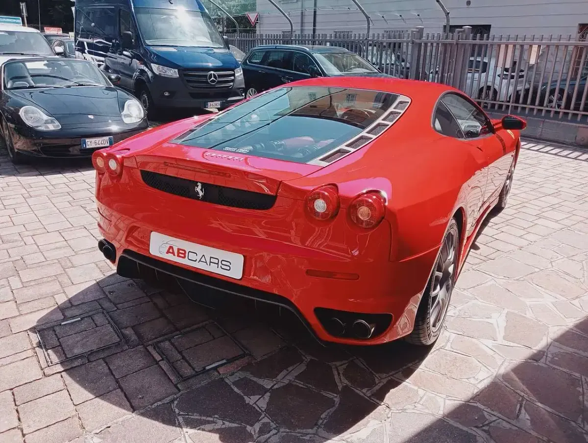 Usata Ferrari F430 489 CV (359 kW) 2007 Rosso corsa Coupé