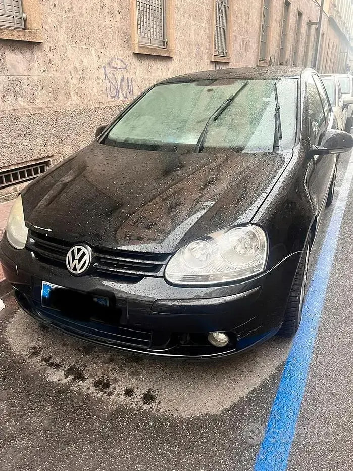 Usata VW Golf VI 102 CV (75 kW) 2009 Berlina