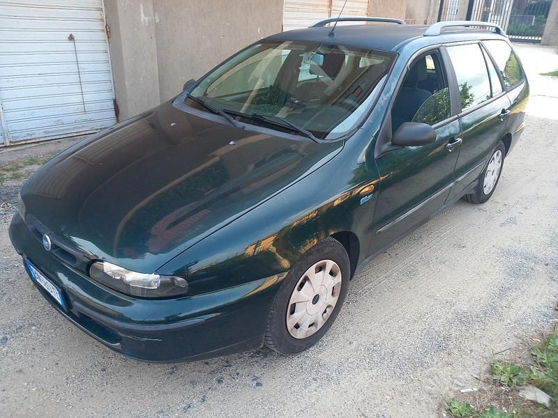Verde Usata 2000 Fiat Marea Wagon Station wagon | 600 € - Immagine 1/4
