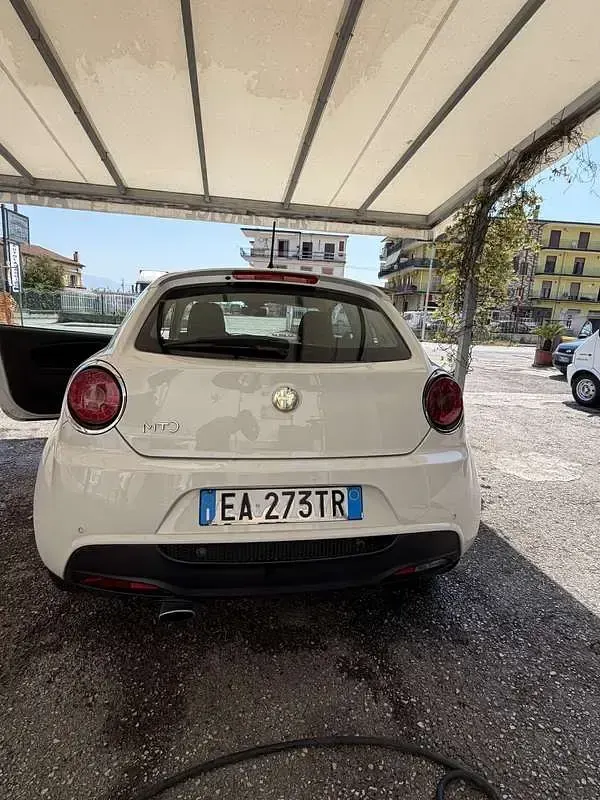 Usata Alfa Romeo MiTo 120 CV (88 kW) 2010 Bianco Utilitaria