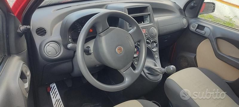 Usata Fiat Panda Dynamic 59 CV (43 kW) 2009 Rosso Utilitaria