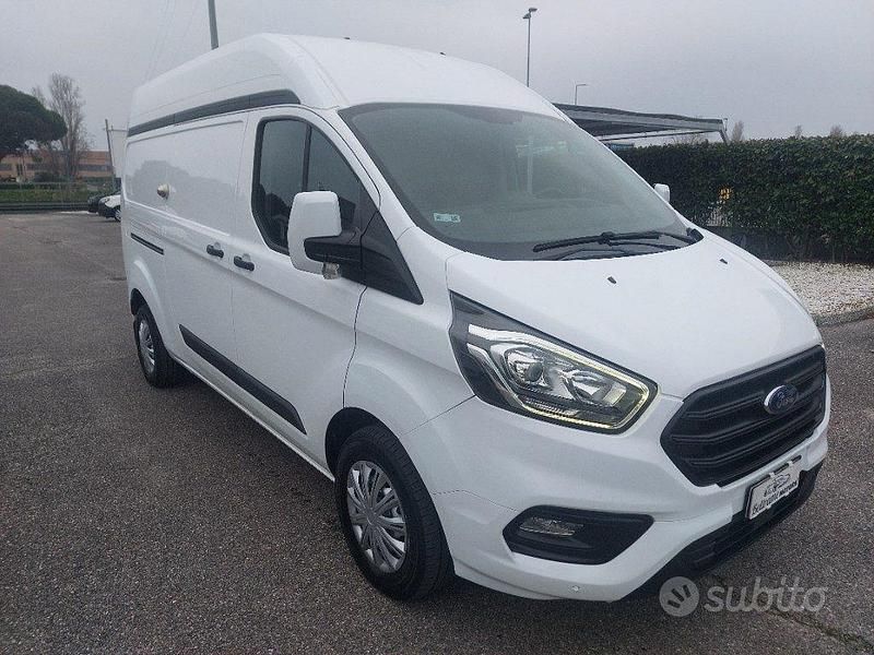 Occasion Ford Transit Custom Trend 131 ch (96 kW) 2020 Blanc Berline