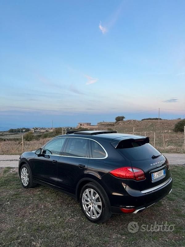 Usata Porsche Cayenne 245 CV (180 kW) 2012 SUV