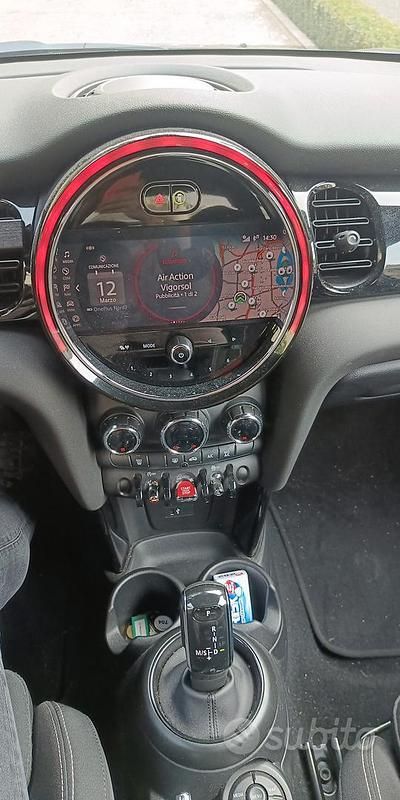 Usata Mini Cooper S 178 CV (130 kW) 2022 Utilitaria